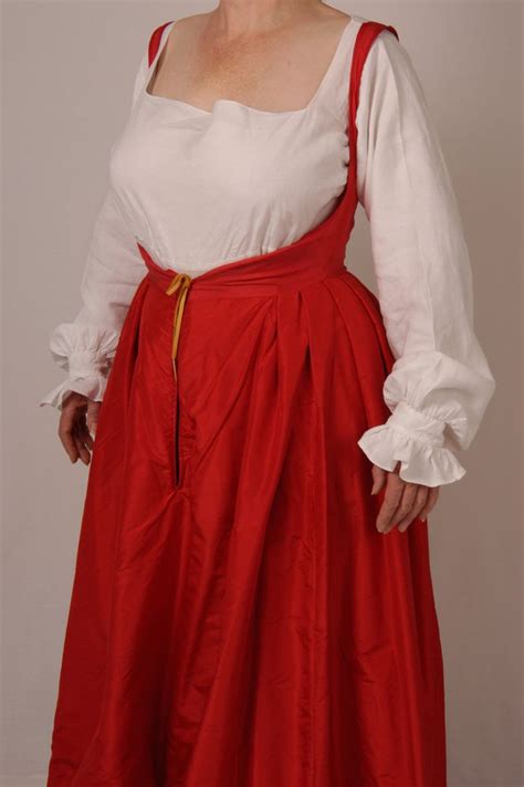 descrizione abiti tudor|tudor petticoat.